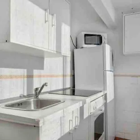 Cosy In 43 M² Parking Apartman